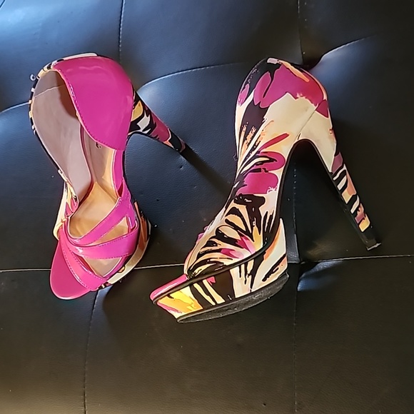 Michael Antonio Pink Floral Print Open Toe/arch Heels - Picture 2 of 2